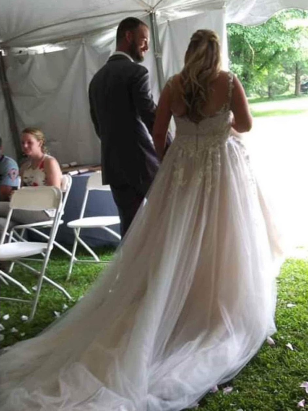 Romantic White Lace-Appliqué Tulle Wedding Dress - Picture 4 of 5